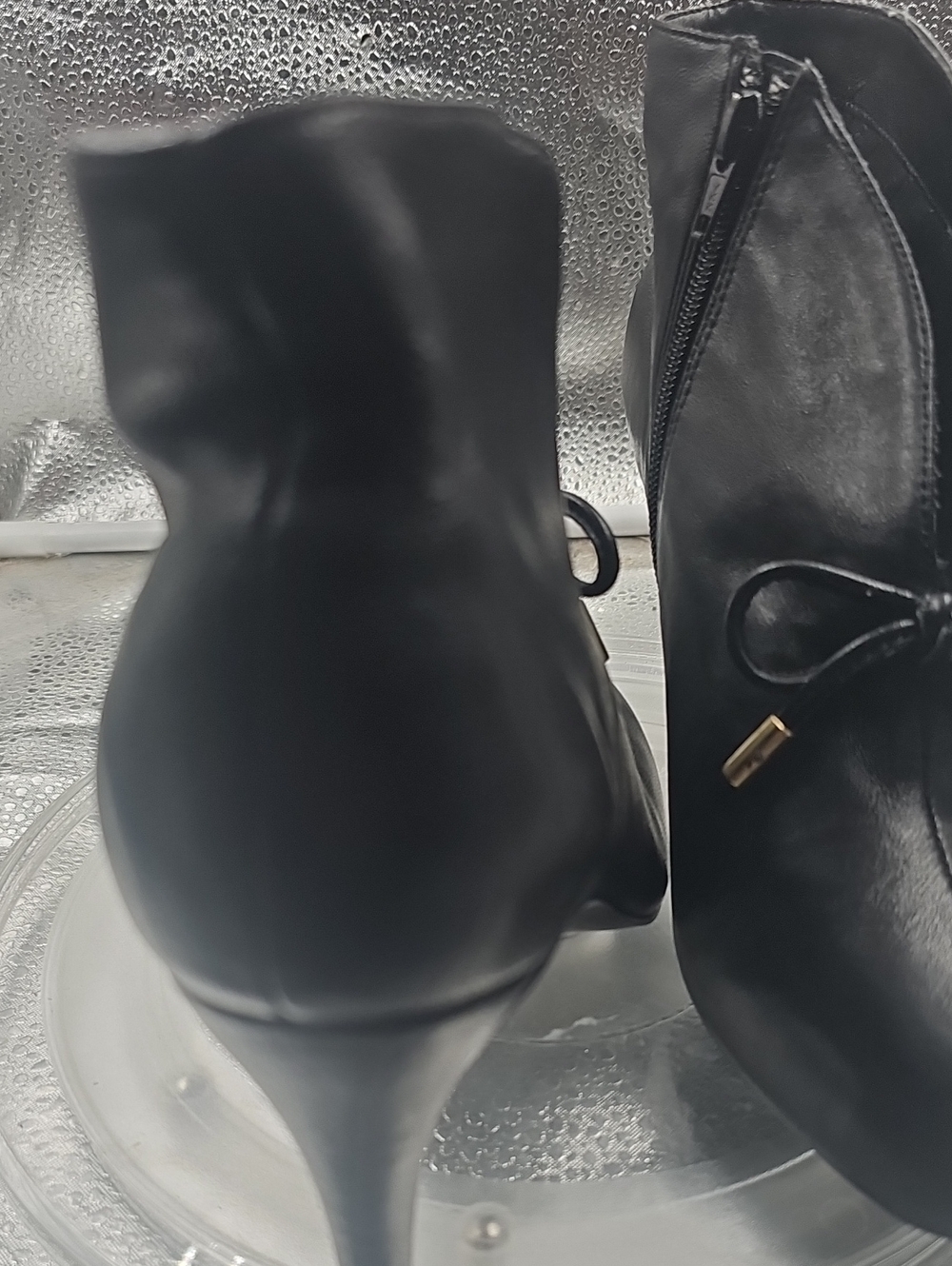 W Black Heels Sz8 - Picture 3 of 5